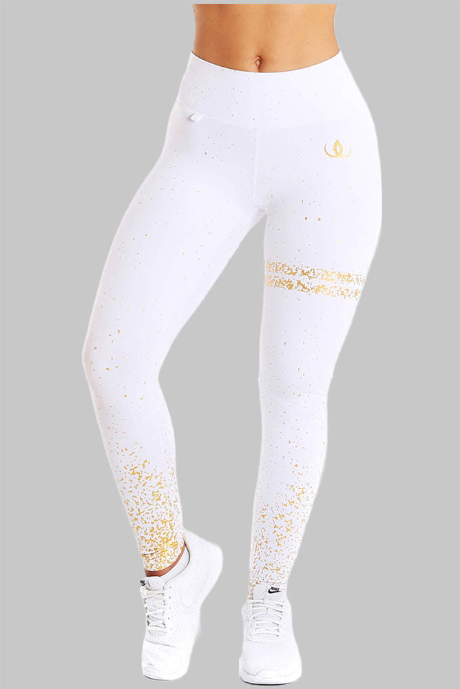 Hvite tights med gullstenk over stoffet, gullbånd over låret og gull-logo ved hoften.